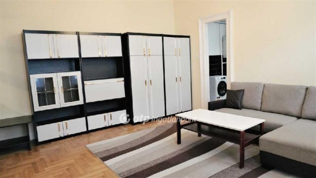 Eladó téglalakás, Budapesten, V. kerületben 83.9 M Ft, 2 szobás