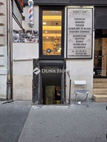 Eladó üzlethelyiség, Budapesten, VII. kerületben 28 M Ft