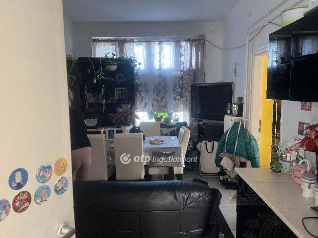 Eladó ikerház, Kőteleken 24.5 M Ft, 5+1 szobás
