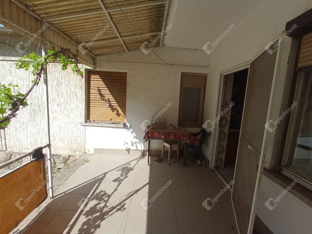 Eladó családi ház, Döbröközön 13.5 M Ft, 4 szobás