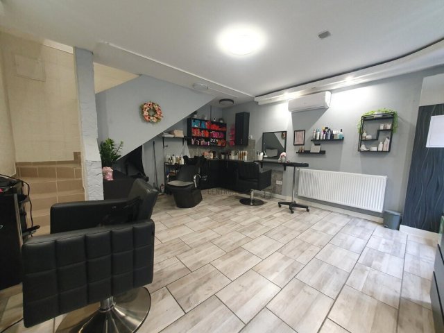 Eladó ipari ingatlan, Budapesten, VI. kerületben 58.9 M Ft