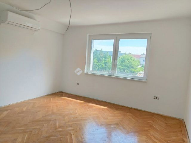 Eladó téglalakás, Kaposváron, Füredi utcában 41.9 M Ft