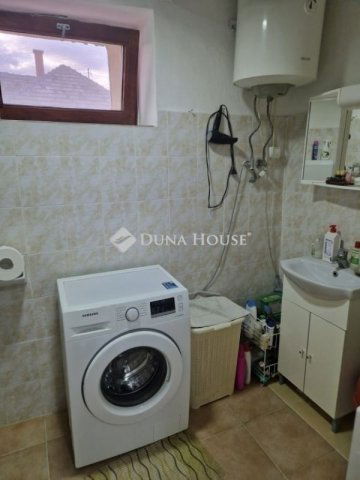 Eladó családi ház, Kókán 39.99 M Ft, 2 szobás