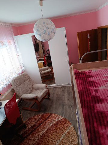 Eladó családi ház, Tápon 63.9 M Ft, 2+1 szobás