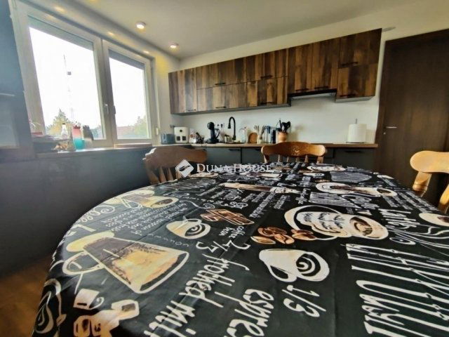 Eladó családi ház, Monoron 89.9 M Ft, 3 szobás