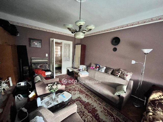 Eladó családi ház, Szihalmon 23 M Ft, 3 szobás