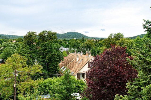 Eladó családi ház, Budapesten, II. kerületben 700 M Ft, 7 szobás