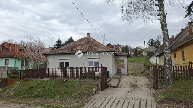 Eladó családi ház, Tamásiban, Miklósvár utcában 42.5 M Ft