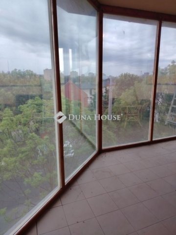 Eladó téglalakás, Dunaújvárosban 89 M Ft, 3 szobás