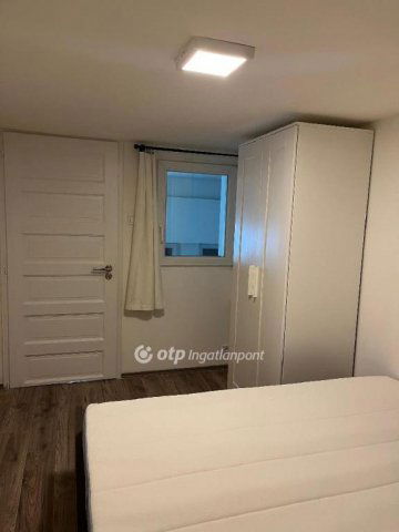 Eladó téglalakás, Budapesten, V. kerületben 99.5 M Ft