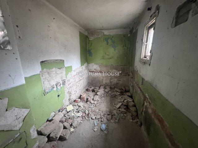 Eladó ikerház, Mányon 16 M Ft, 2 szobás / költözzbe.hu