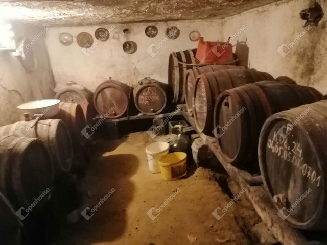 Eladó telek, Komáromban 9.9 M Ft / költözzbe.hu
