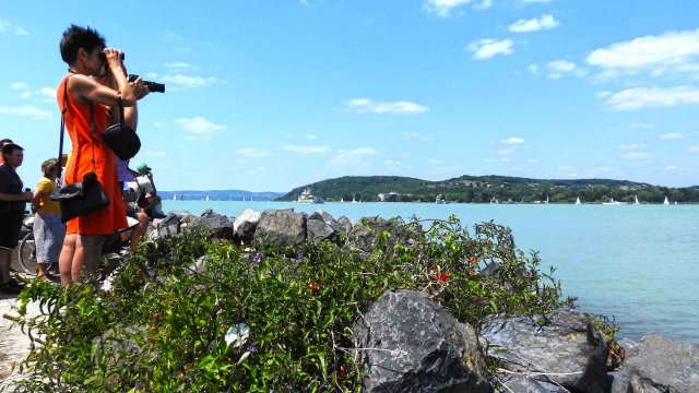 Eladó nyaraló, Balatonfűzfőn 130 M Ft, 3 szobás