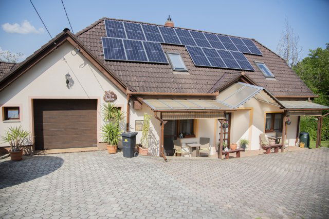 Eladó családi ház, Zalakaroson 130 M Ft, 5 szobás