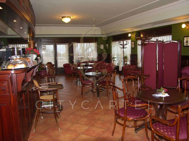 Eladó hotel, Budaörsön 799 M Ft, 14 szobás