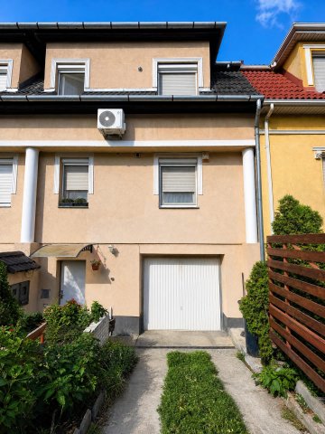 Eladó ikerház, Budapesten, X. kerületben 150 M Ft, 5 szobás