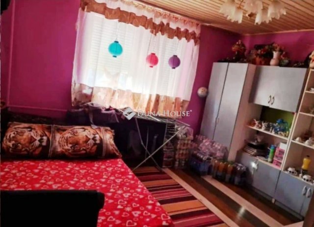 Eladó családi ház, Sükösdön 18.9 M Ft, 5 szobás