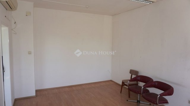 Eladó iroda, Zalaegerszegen 59.99 M Ft / költözzbe.hu