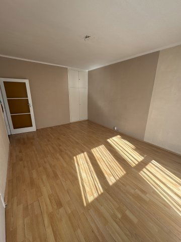 Eladó téglalakás, Veszprémben 41 M Ft, 1+1 szobás