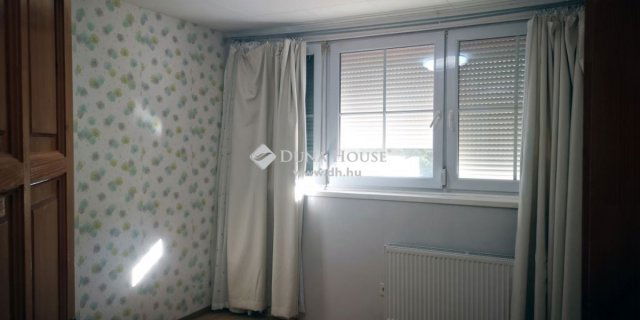 Eladó családi ház, Nagykovácsiban 165 M Ft, 5 szobás