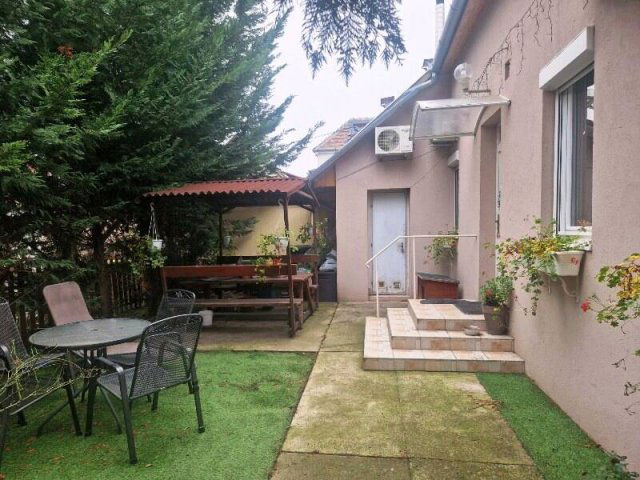 Eladó ikerház, Budapesten, III. kerületben 114.9 M Ft, 4 szobás