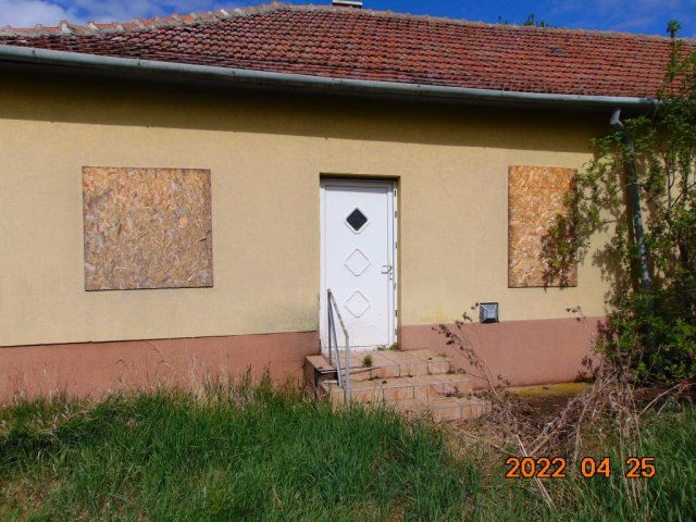 Eladó családi ház, Poroszlón, Dobosok útján 18.94 M Ft