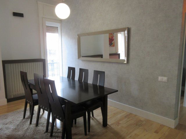 Kiadó téglalakás, albérlet, Debrecenben, Piac utcában, 3 szobás