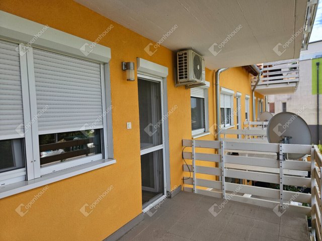 Kiadó téglalakás, albérlet, Győrújfalun 160 E Ft / hó