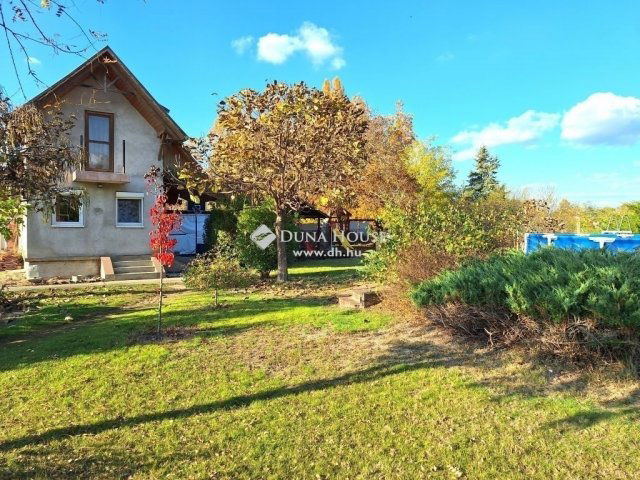 Eladó családi ház, Kecskeméten 35 M Ft, 2 szobás