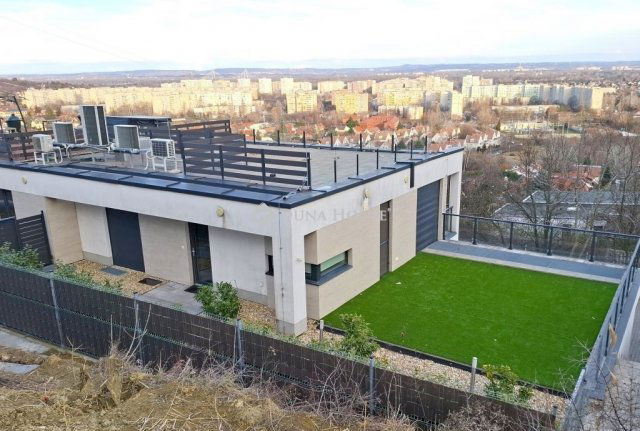 Eladó téglalakás, Budapesten, III. kerületben 159 M Ft, 3 szobás