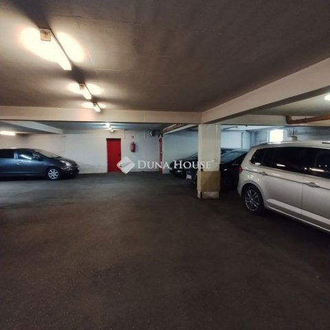 Eladó ipari ingatlan, Budapesten, XIV. kerületben 50 M Ft
