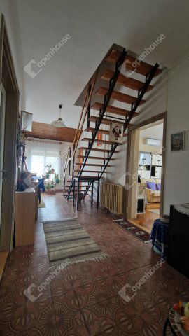 Eladó családi ház, Bábolnán 74.9 M Ft, 5 szobás
