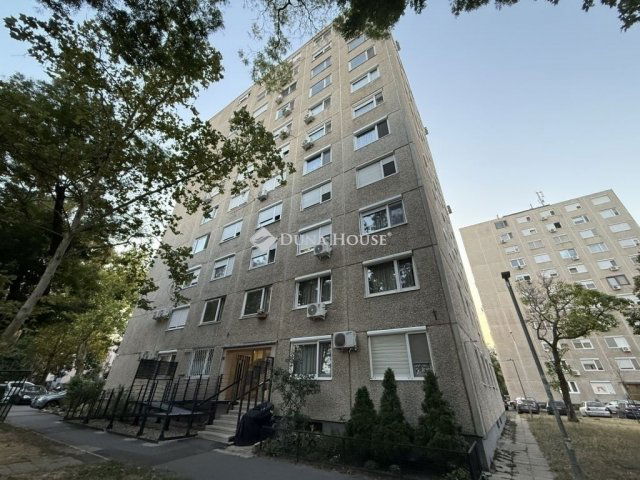 Eladó panellakás, Budapesten, XV. kerületben 72.3 M Ft, 3 szobás