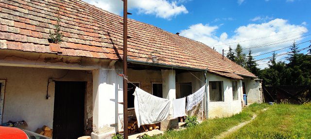 Eladó családi ház, Bakonyjákón 22 M Ft, 2 szobás