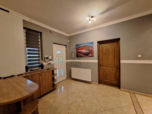 Eladó családi ház, Üllőn 117 M Ft, 6 szobás