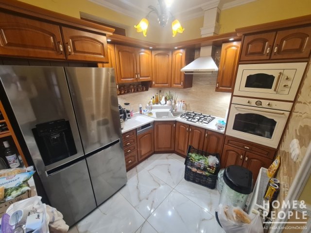 Eladó családi ház, Hódmezővásárhelyen 165 M Ft, 7 szobás