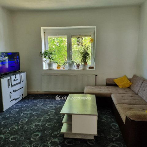 Eladó családi ház, Bernecebarátiban 35.5 M Ft, 4 szobás