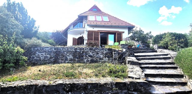 Eladó családi ház, Badacsonytomajon, Erdős utcában 289 M Ft