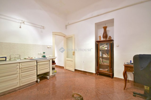 Kiadó téglalakás, albérlet, V. kerületben, Haris közben