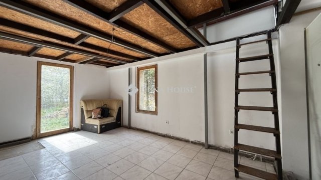 Eladó nyaraló, Gyömrőn 25 M Ft, 1 szobás / költözzbe.hu