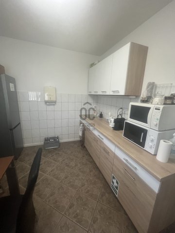 Kiadó iroda, Sopronban 1104 E Ft / hó / költözzbe.hu