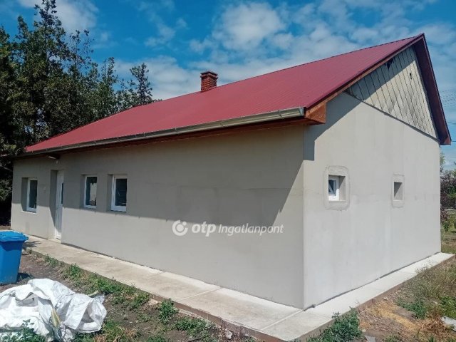 Eladó családi ház, Derecskén 57.9 M Ft, 2 szobás