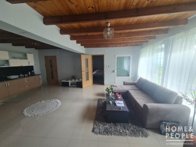 Eladó családi ház, Hódmezővásárhelyen 59.8 M Ft, 3 szobás