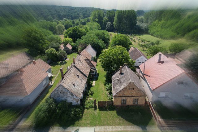 Eladó családi ház, Kisbéren 19.5 M Ft, 2 szobás
