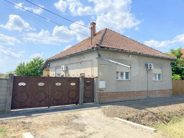 Eladó családi ház, Magyarcsanádon 17.5 M Ft, 3 szobás