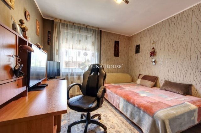 Eladó családi ház, Piliscsabán 164.9 M Ft, 7 szobás