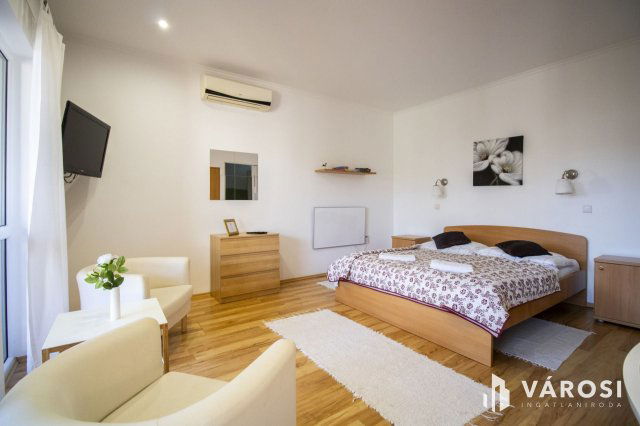 Eladó családi ház, Gyulán 74.99 M Ft, 3 szobás