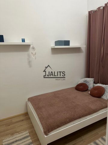 Kiadó téglalakás, albérlet, VI. kerületben, Székely Bertalan utcában