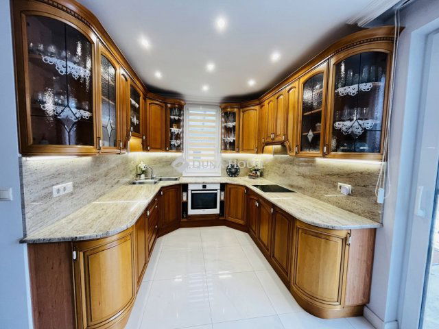 Eladó családi ház, Monoron 149 M Ft, 4 szobás