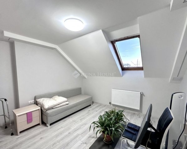 Eladó családi ház, Hódmezővásárhelyen 103.8 M Ft, 5 szobás